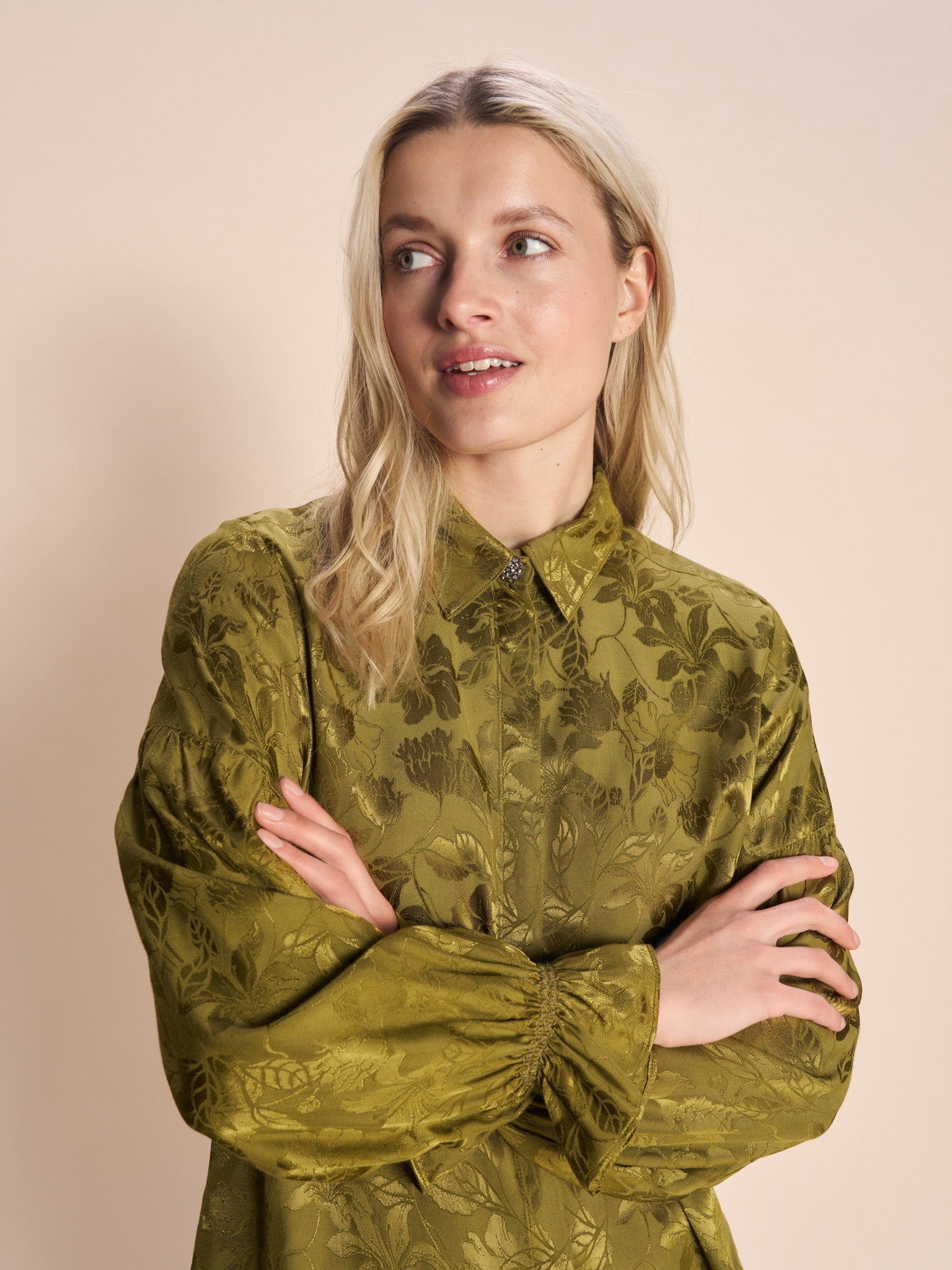 Modelshot / Fir Green / Detail